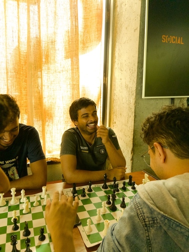 Weeknight Blitz, Mumbai